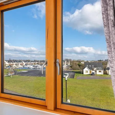 度假居 Shannonside - Stylish 5 Bed Marina & 40ft Mooring