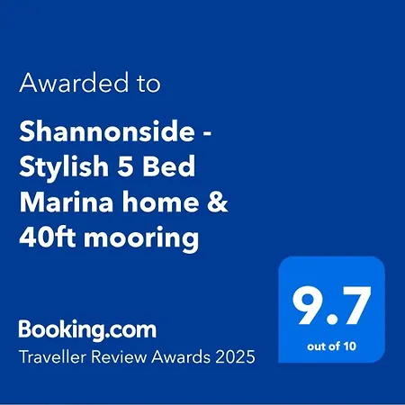 度假居 Shannonside - Stylish 5 Bed Marina & 40ft Mooring *