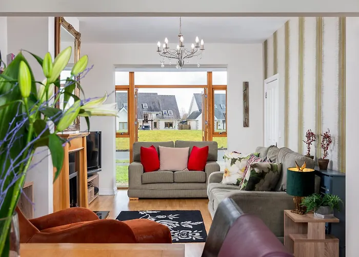 Shannonside - Stylish 5 Bed Marina & 40ft Mooring Prázdninový dům