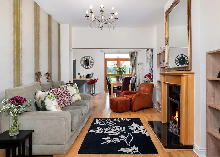 Prázdninový dům Shannonside - Stylish 5 Bed Marina & 40ft Mooring Termonbarry